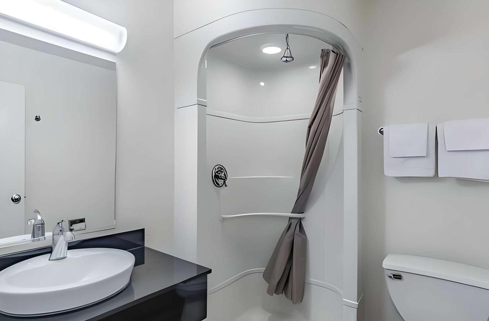 Park Inn By Radisson, שאיין מראה חיצוני תמונה